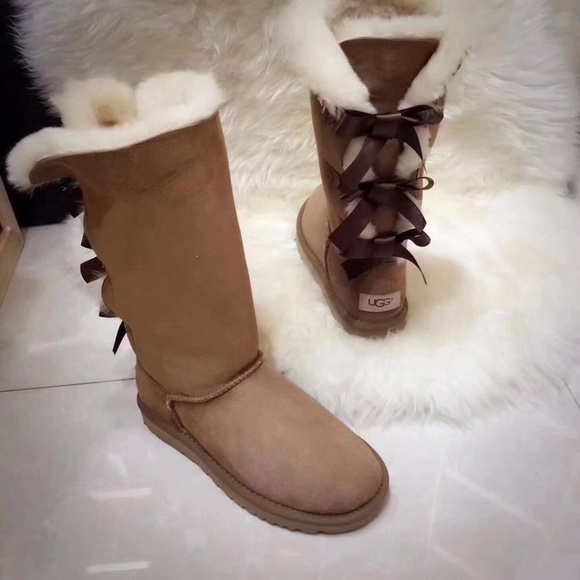 UGG® Bailey Bow II Boot - Little Kid / Big Kid - Chestnut  Bailey II Ugg Boots